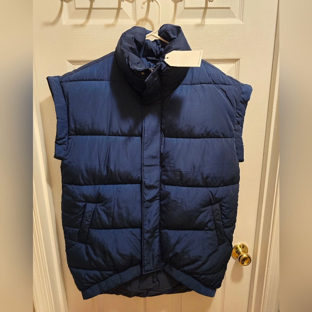 Women's Universal Standard Blue Puffer Vest *New with Tags